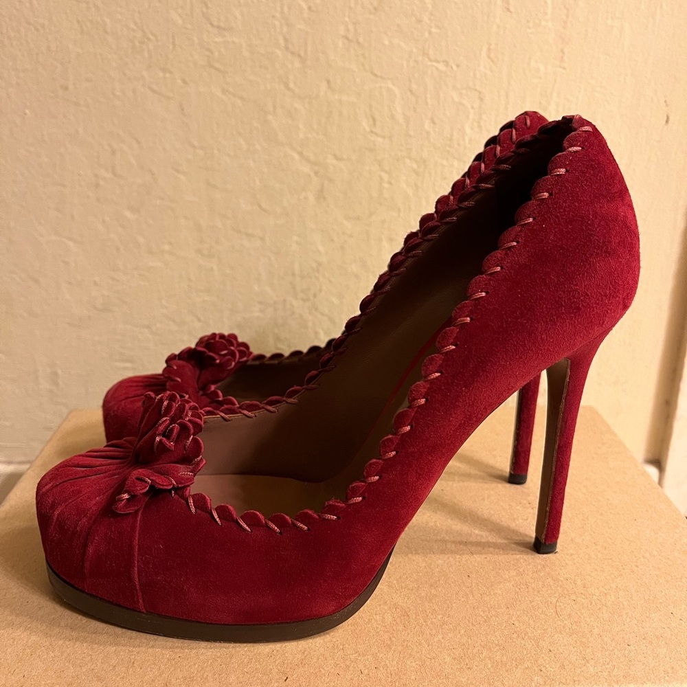 Tabitha Simmons Blood Suede Carrie Pump, Size 38.5